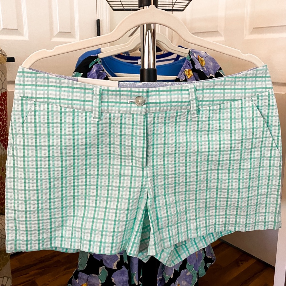 NWT Southern Tide 3” Short | Size 8
